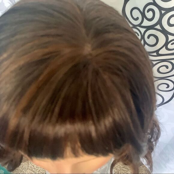 Forever Young long brown synthetic wig. Size OS - Picture 8 of 12